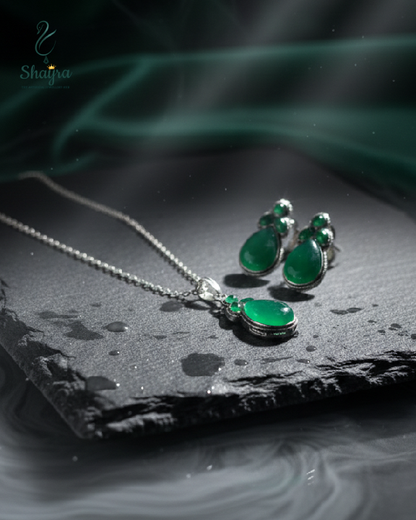 Silver-Finish Emerald Green Statement Set