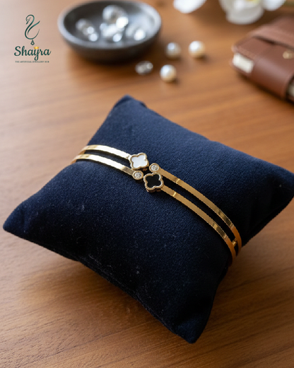 Midnight Blue & Pearl White Bangle (Color focused)