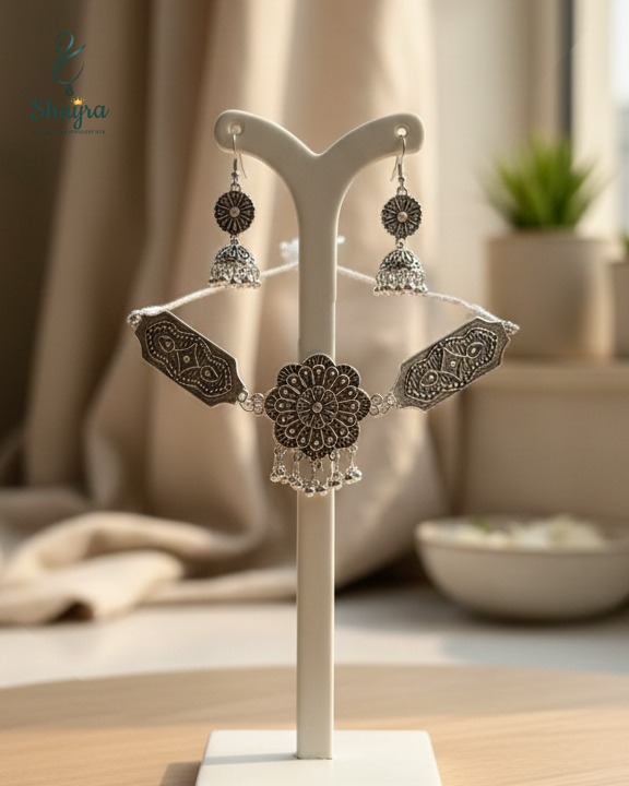 Vintage Bloom Silver-Look Alike Set (Antique feel)